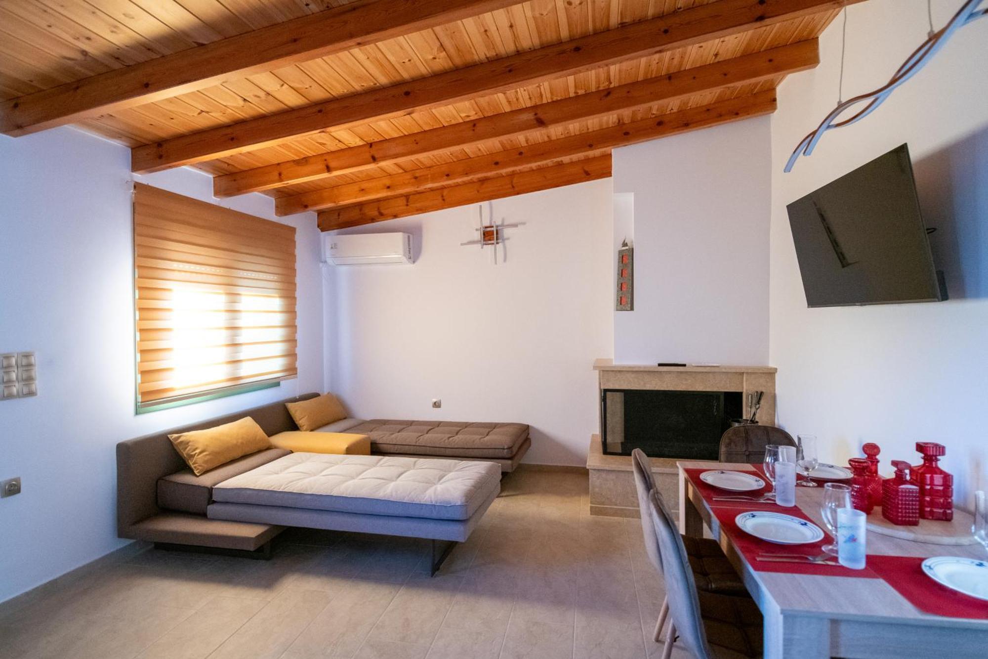 Villa House By The Sea Aigio Esterno foto